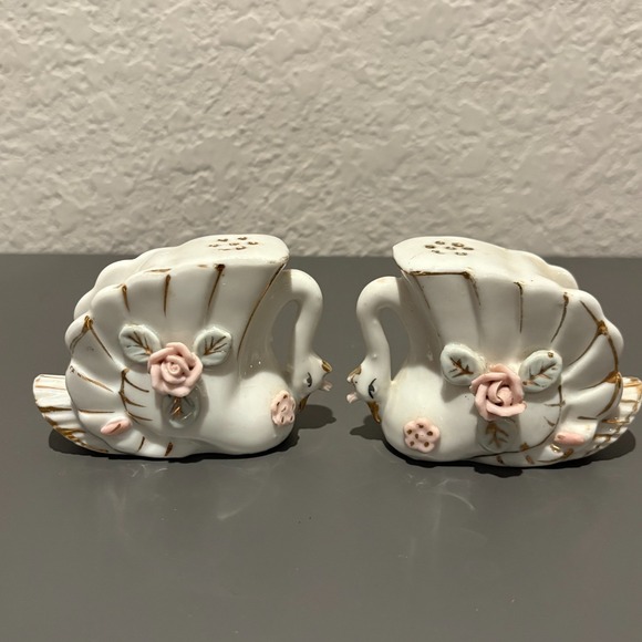 Royal Silk Other - Royal Japan Vintage Salt & Pepper Shaker Set